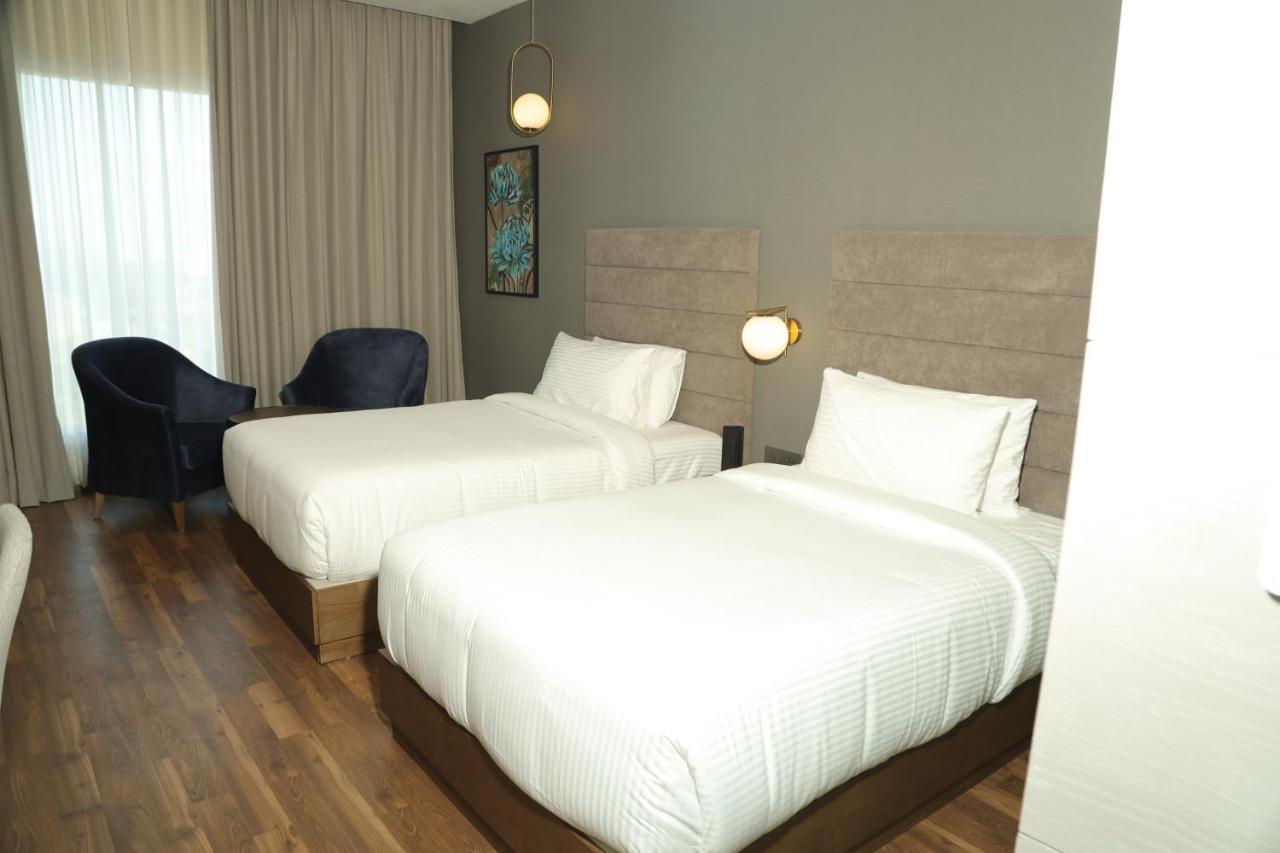 Wyndham Chandigarh Mohali エクステリア 写真