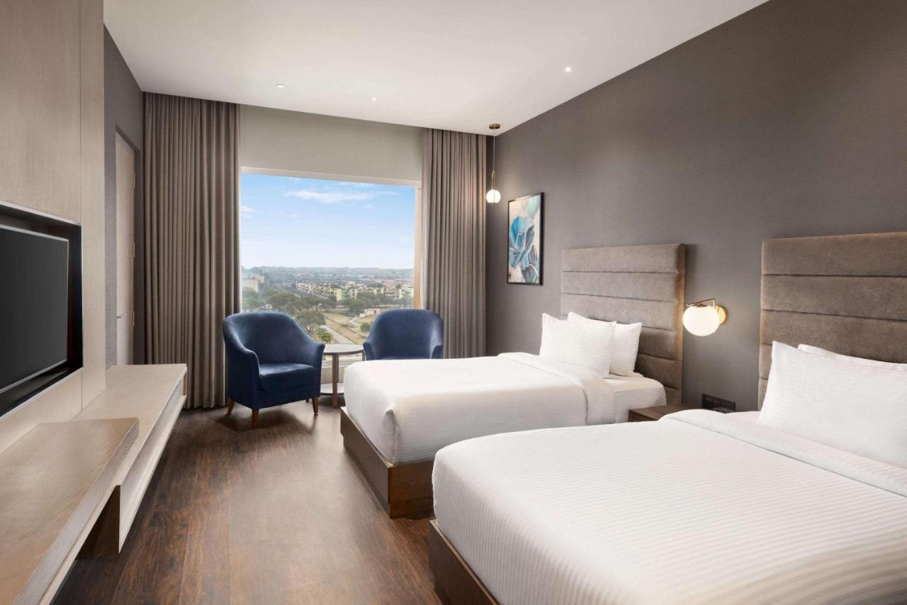 Wyndham Chandigarh Mohali エクステリア 写真