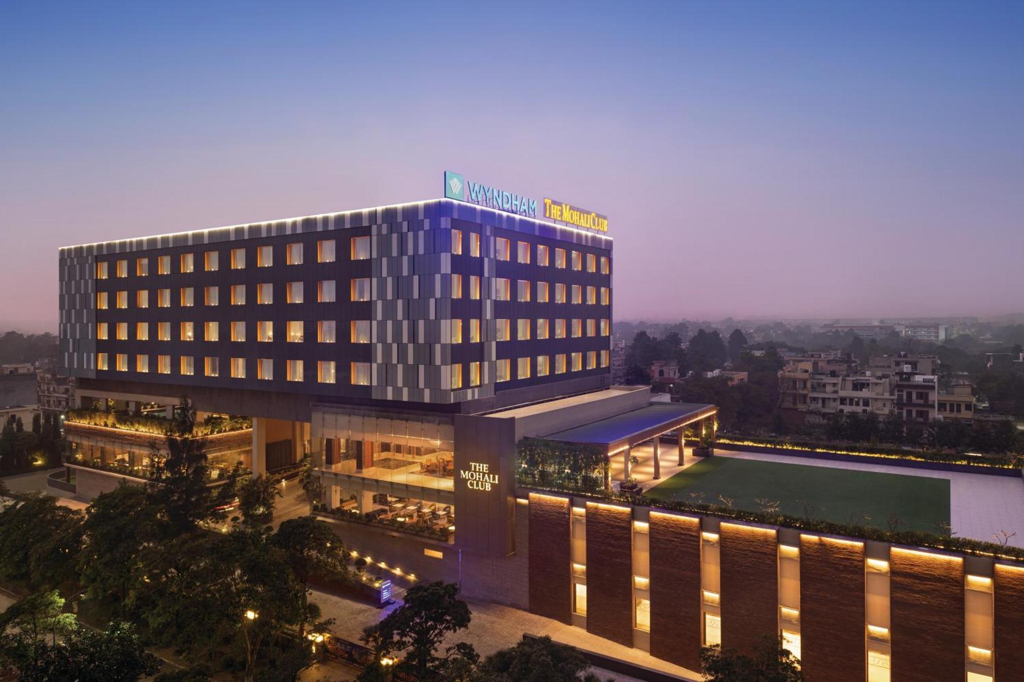Wyndham Chandigarh Mohali エクステリア 写真